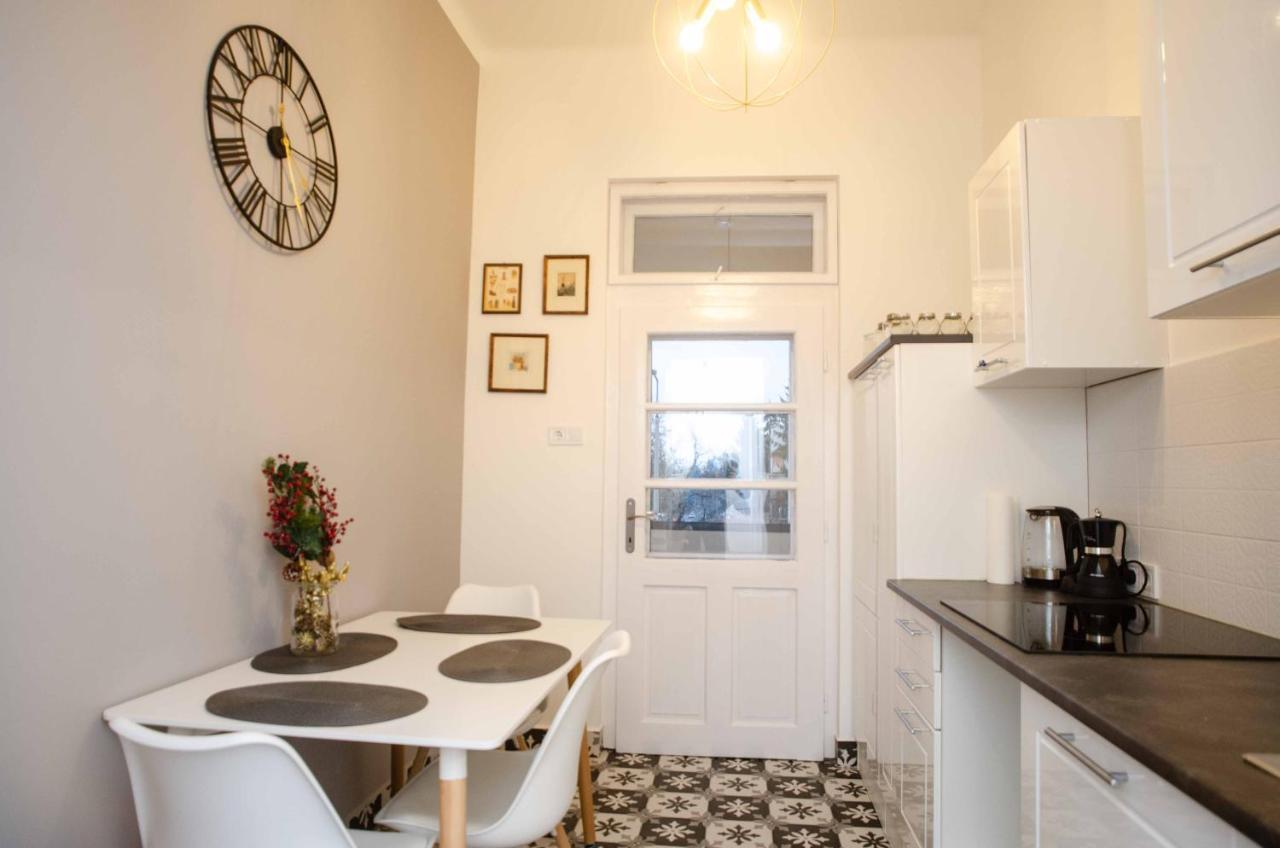 Csilla Home Apartman Miskolc Extérieur photo